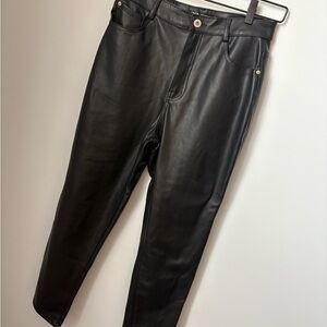 NWOT Zara Leather Pants l Size 6